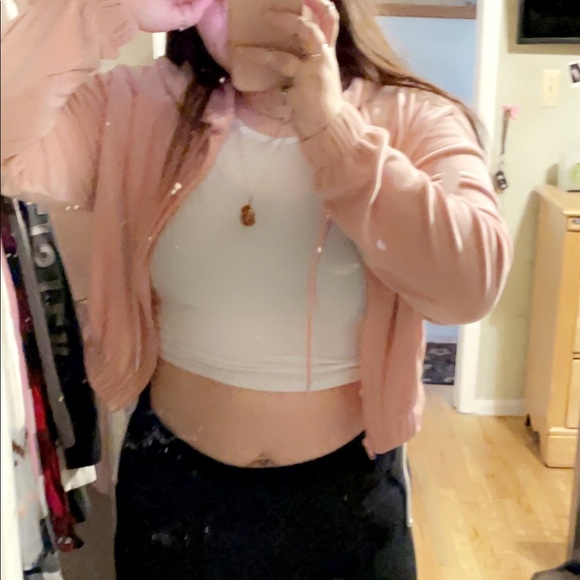 angel9668989878